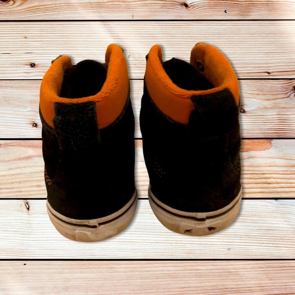 VANS SK8-Hi MTE Black & Orange Sneakers-Sz 6 - Picture 4 of 7